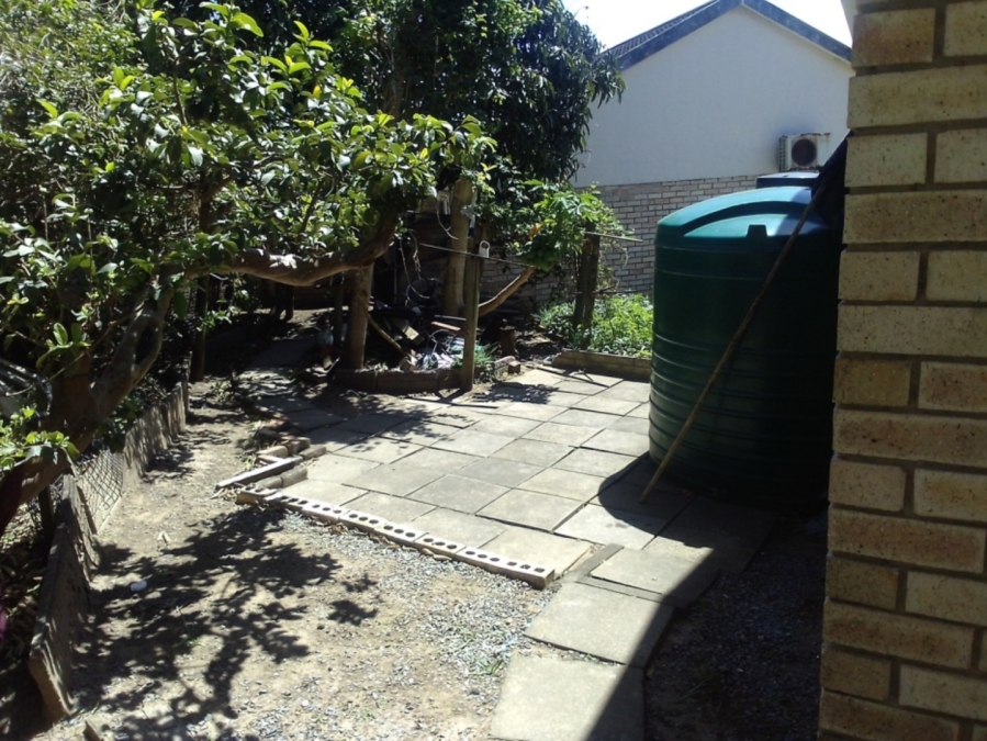 2 Bedroom Property for Sale in Beacon Bay Eastern Cape